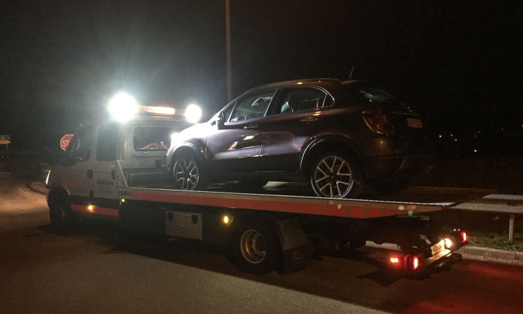 Fiat 500X Fahrbericht Test Panne bei Regensburg CIAO Fiat Fiat Care Kfz Versicherung Fiat Automobil AUTOmativ.de Benjamin Brodbeck Fiat abgeschleppt 3 750x450 - Neue Kfz-Versicherung: Praktisch auch für's Portemonnaie