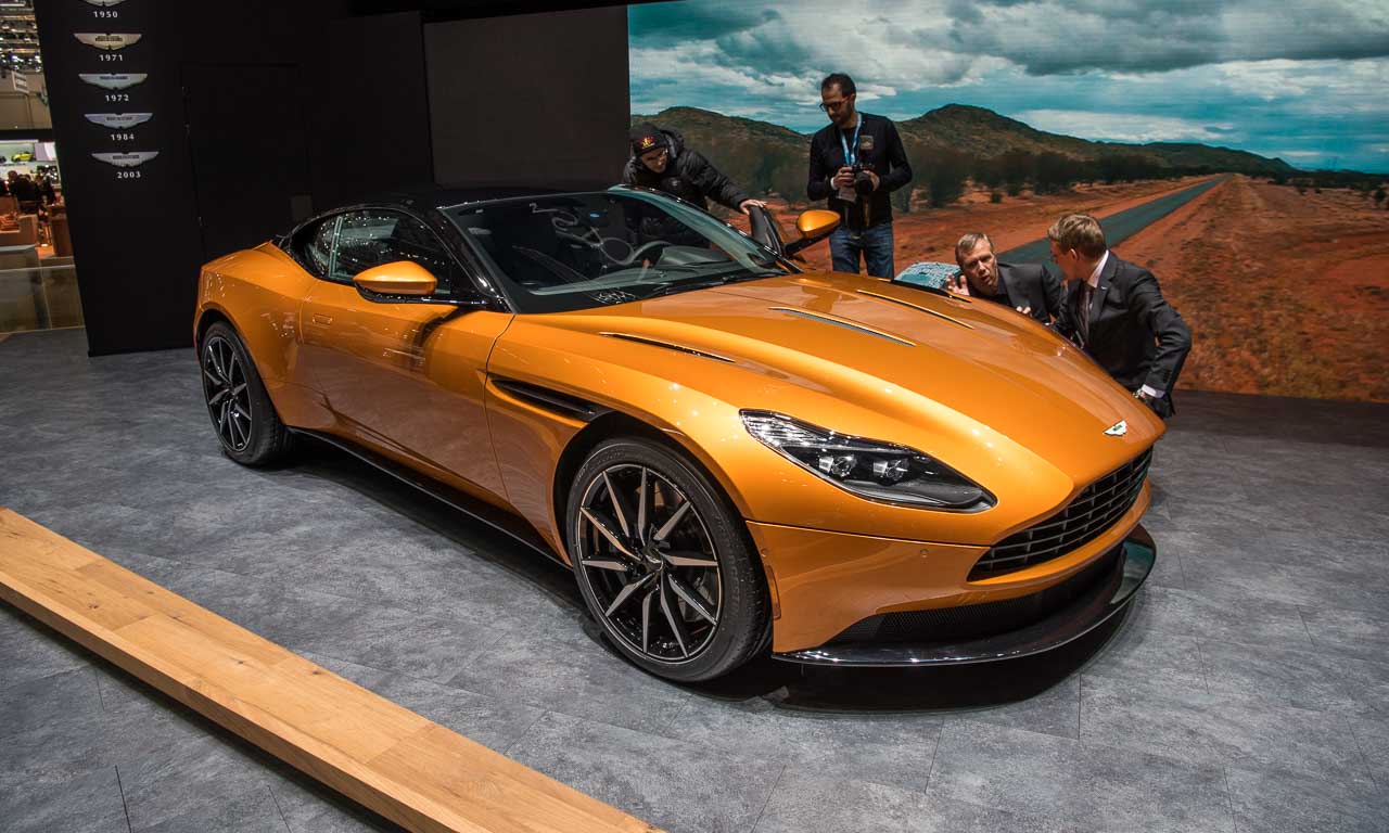 Der Aston Martin DB11 im Detail: Spalte, Plastik und kein AMG-Motor