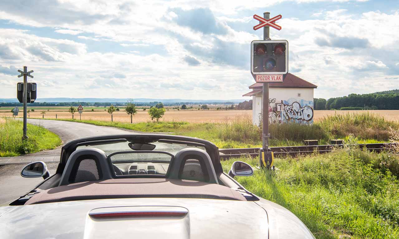 Tour durch Ost-Europa mit einem Porsche Boxster GTS von Stuttgart ueber Plzen/Pilsen ueber Prag/Praha über Brno/Bruenn über Olmitz/Olomouc ueber Wien/Vienna ueber Steiermark und Tirol zurueck nach Stuttgart AUTOmativ-Tour