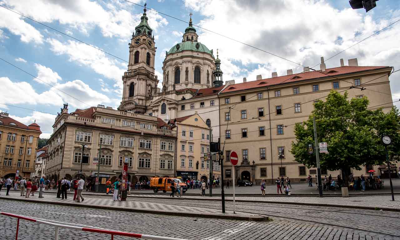 Ost Europa Tour mit Porsche Boxster GTS Stuttgart Plzen Prag Bruenn Olomouc Wien 33 - Eine Reise in das Land des verblassten Glanzes: Tschechien