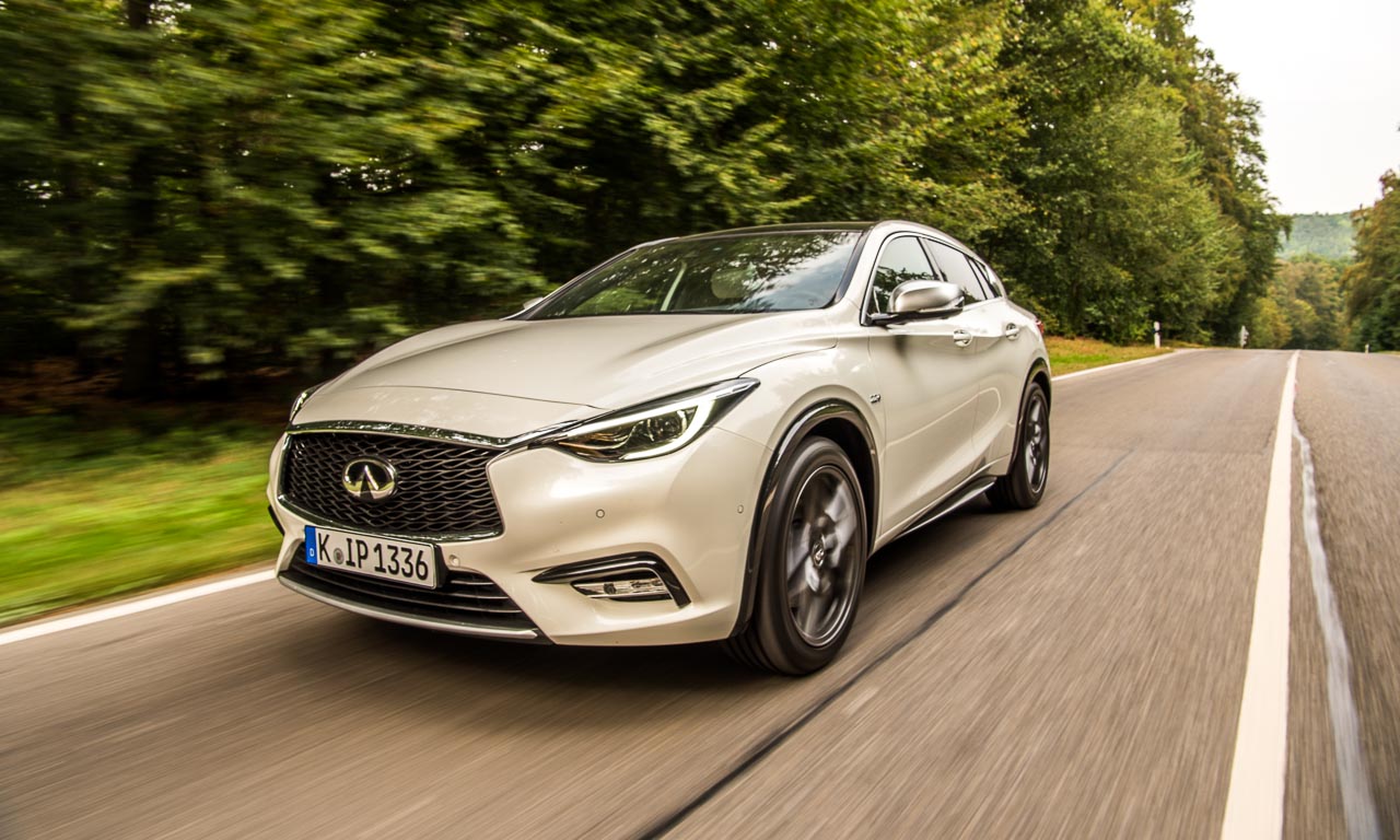 Schmuckstück: Infiniti Q30 als Alternative zu Mercedes A-Klasse