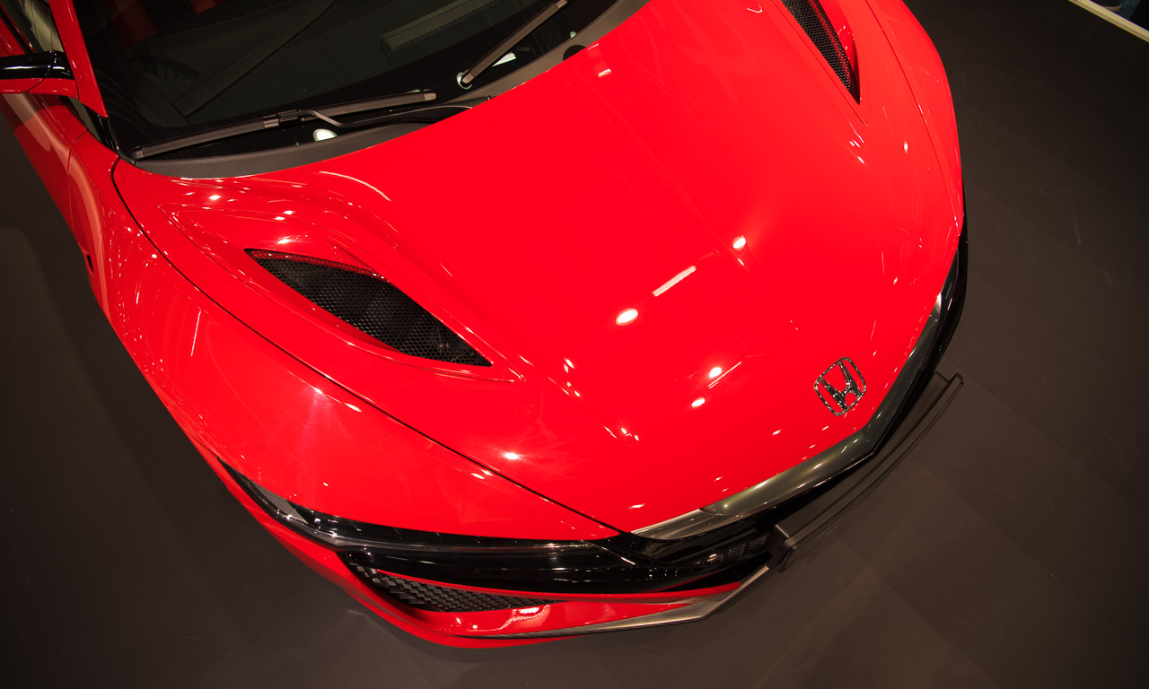 Die rote Flunder: Neuer Honda NSX mit 581 PS auf der Vienna Auto Show 2017