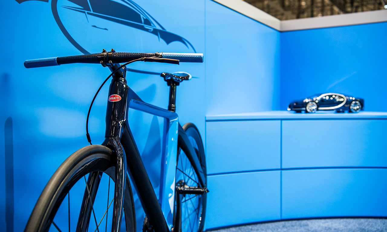 PG-Bugatti-Bike-Manuel-Ostner-Bugatti-Chiron-Carbon-Fahrrad-Autosalon-Genf-2017-AUTOmativ.de-Kussmaul-GmbH-Benjamin-Brodbeck