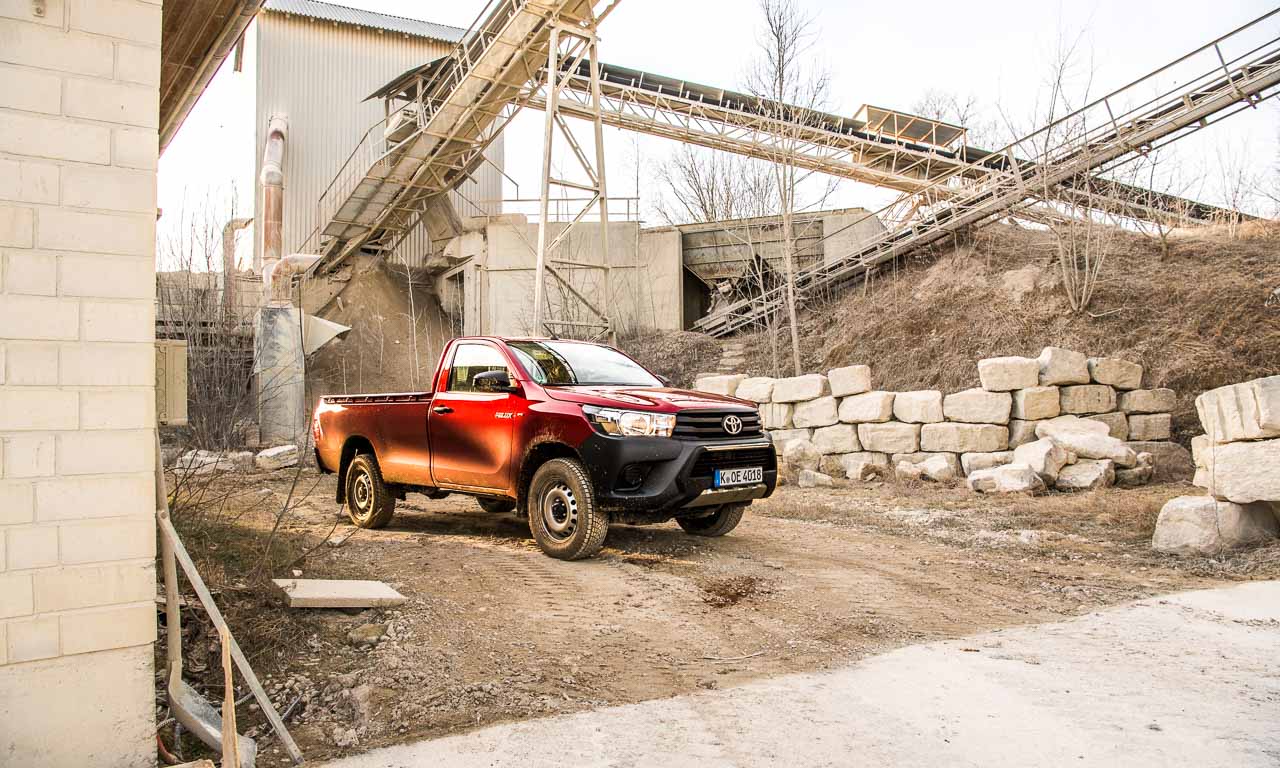 Fahrbericht Toyota Hilux Duty Einzelkabine: Steinbruch-Ungetüm und Allzweck-Monster