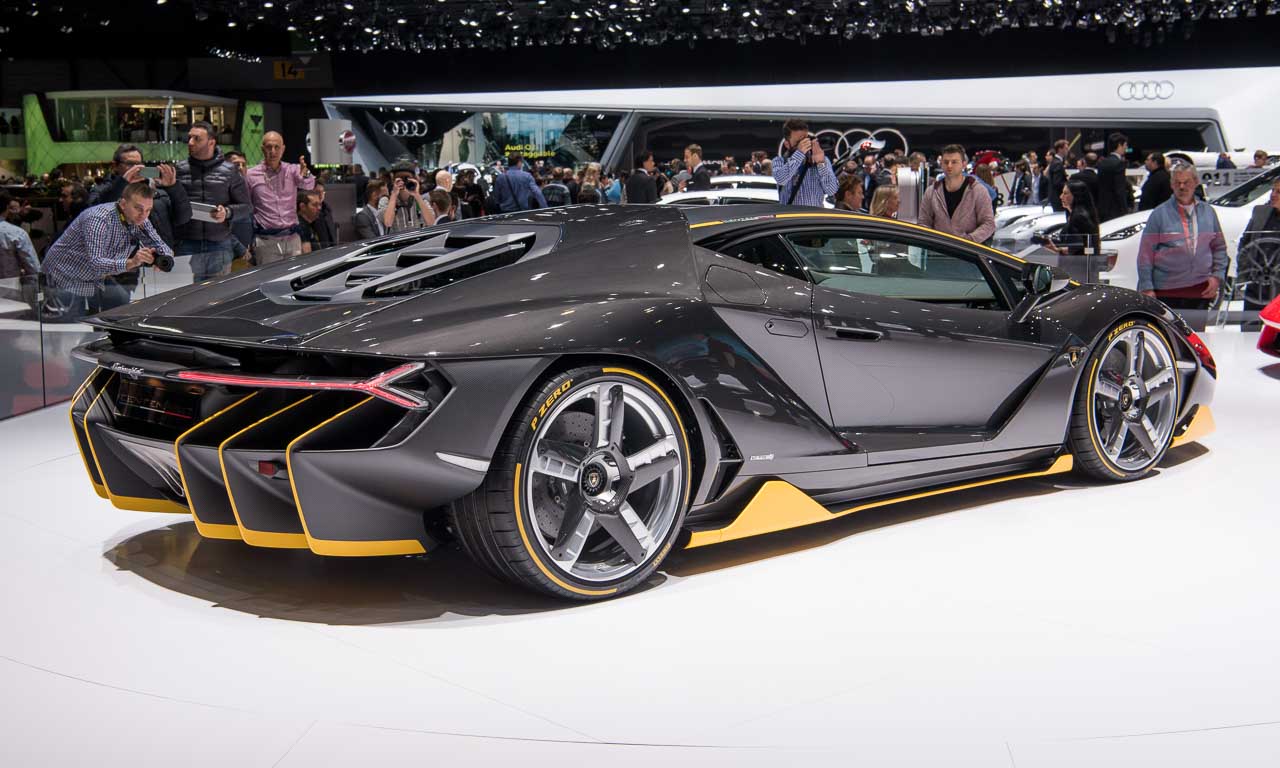 Lamborghini Centenario auf dem Autosalon Genf 2016 Supercar Ferrari AUTOmativ.de Benjamin Brodbeck Huracan Stephan Winkelmann Volkswagen Audi Quattro 4 - Das sind die Top 5 profitabelsten (ROI) Supersportler der Welt