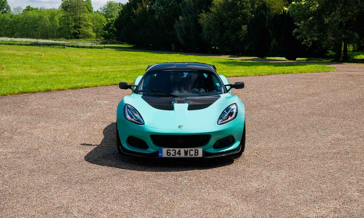 Lotus Elise Cup 250 Kompromiss zwischen Rennstrecke und Strasse - Lotus Elise Cup 250 - Kompromiss zwischen Rennstrecke und Straße