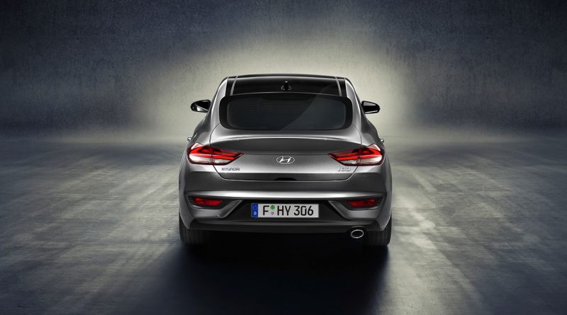Hyundai-i30-Fastback-Weltpremiere-Mercedes-Benz-C-Klasse-Coupe-AUTOmativ.de-Benjamin-Brodbeck-7