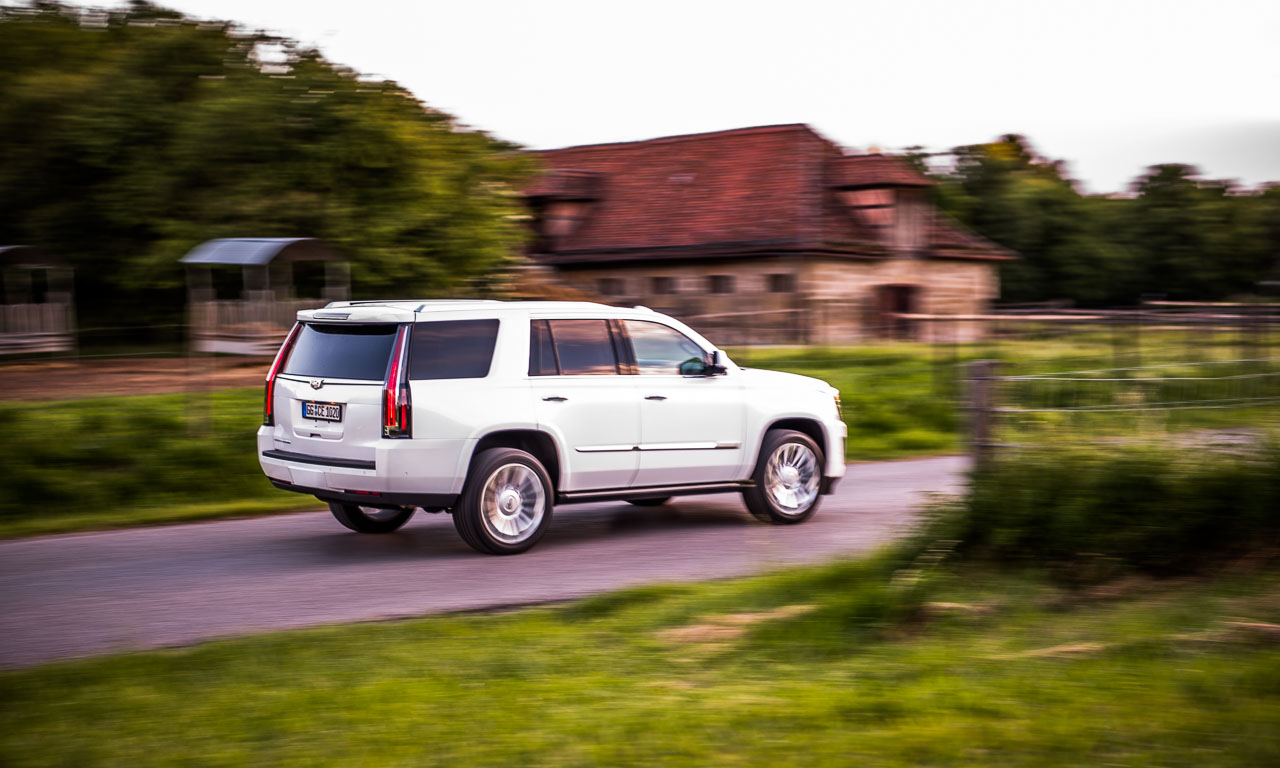 Cadillac Escalade 2017 im Fahrbericht Test General Motors CT6 XT5 SUV Luxus Luxury AUTOmativ.de Benjamin Brodbeck 21 - Coolness-Faktor Eintausend: Warum der Cadillac Escalade so verdammt cool ist.