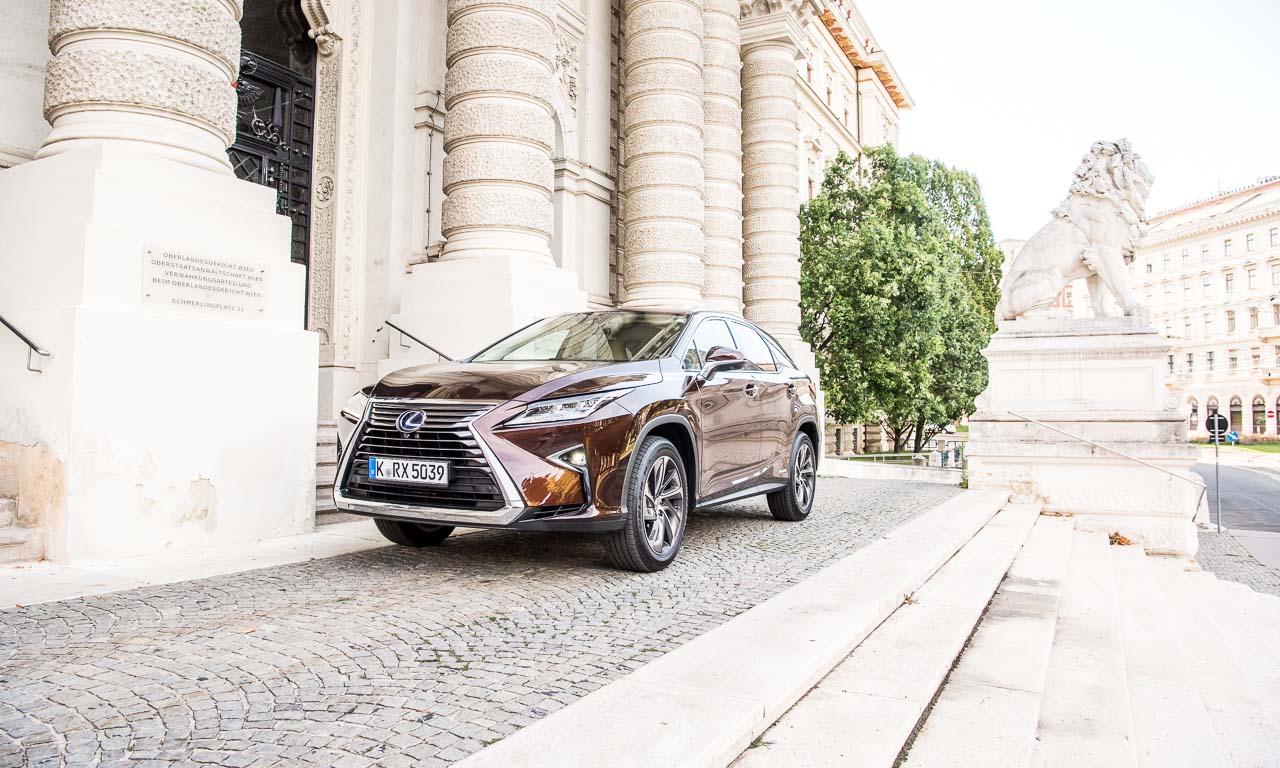 Lexus RX450h Test Fahrbericht Langstrecke Wien Stuttgart Leonberg Schloss Solitude Lexus RX Toyota AUTOmativ.de Benjamin Brodbeck 10 - Wiener Zeitlosigkeit trifft auf asiatische Moderne: Mit dem Lexus RX 450h nach Wien