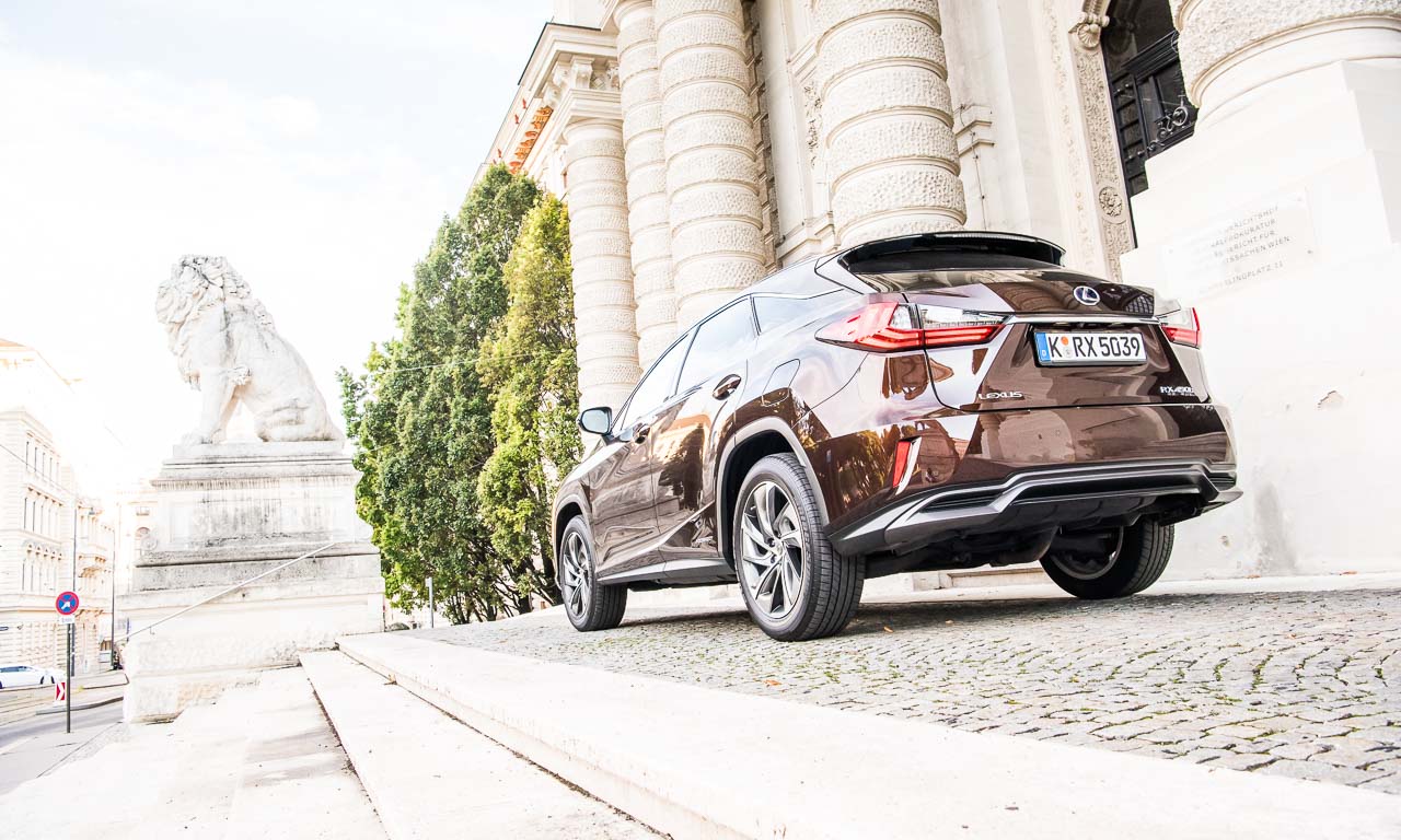 Lexus RX450h Test Fahrbericht Langstrecke Wien Stuttgart Leonberg Schloss Solitude Lexus RX Toyota AUTOmativ.de Benjamin Brodbeck 13 - Wiener Zeitlosigkeit trifft auf asiatische Moderne: Mit dem Lexus RX 450h nach Wien