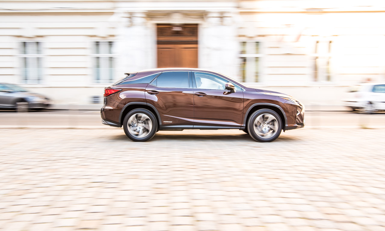 Lexus RX450h Test Fahrbericht Langstrecke Wien Stuttgart Leonberg Schloss Solitude Lexus RX Toyota AUTOmativ.de Benjamin Brodbeck 4 - Wiener Zeitlosigkeit trifft auf asiatische Moderne: Mit dem Lexus RX 450h nach Wien