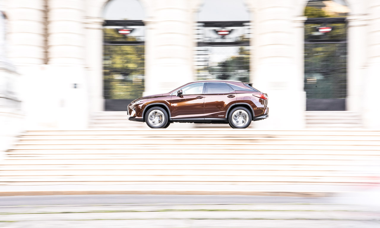 Lexus RX450h Test Fahrbericht Langstrecke Wien Stuttgart Leonberg Schloss Solitude Lexus RX Toyota AUTOmativ.de Benjamin Brodbeck 9 - Wiener Zeitlosigkeit trifft auf asiatische Moderne: Mit dem Lexus RX 450h nach Wien