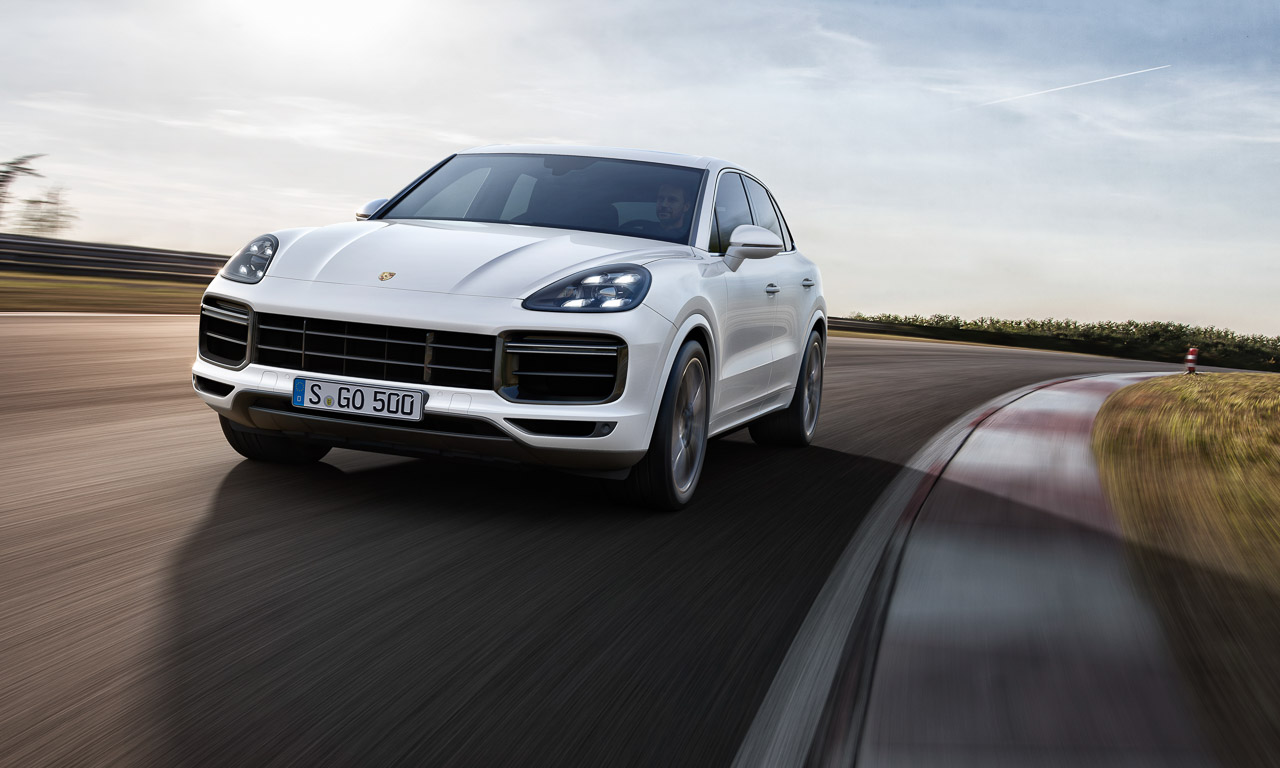 Porsche Cayenne Heck Review AUTOmativ.de Benjamin Brodbeck 2 1 - So langweilig die Front, so atemberaubend das Heck: Neuer Porsche Cayenne - IAA 2017