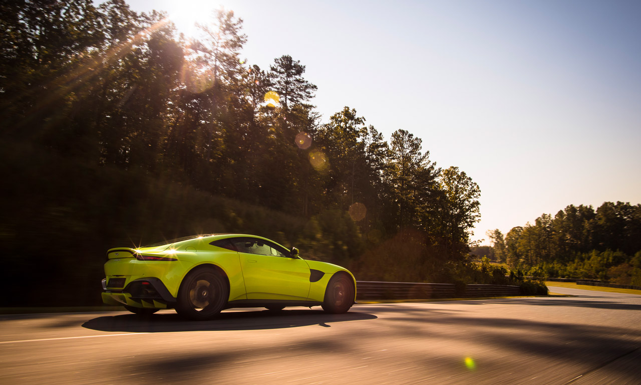 Aston Martin Vantage AUTOmativ.de Stefan Emmerich 7 - Aston Martin Vantage V8 - britisches Understatement sorgt für Verwirrung