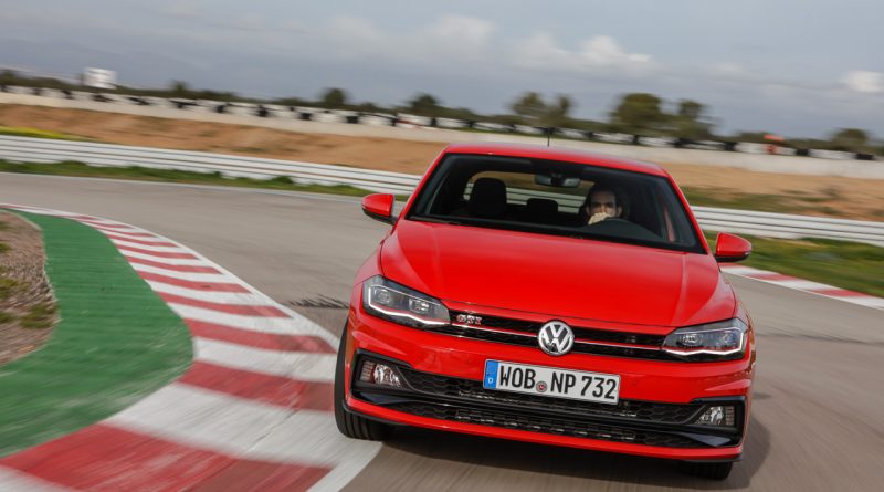 VW Volkswagen Polo GTI 2018 im Fahrbericht Test AUTOmativ.de Benjamin Brodbeck 16 800x445 - Fahrbericht: VW Polo GTI (2018) lässt den Golf R auf dem Rundkurs nicht in Ruhe