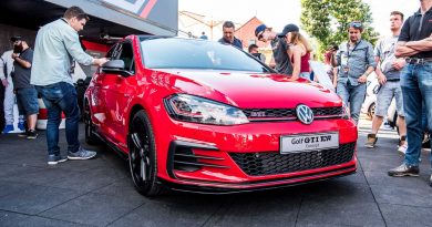 Woerthersee Golf GTI Jamie Orr Volkswagen AUTOmativ.de Benjamin Brodbeck 72 390x205 - VW Golf GTI TCR (2018): Erste Sitzprobe beim GTI-Treffen am Wörthersee