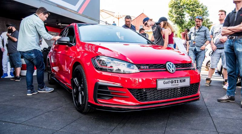 Woerthersee Golf GTI Jamie Orr Volkswagen AUTOmativ.de Benjamin Brodbeck 72 800x445 - VW Golf GTI TCR (2018): Erste Sitzprobe beim GTI-Treffen am Wörthersee