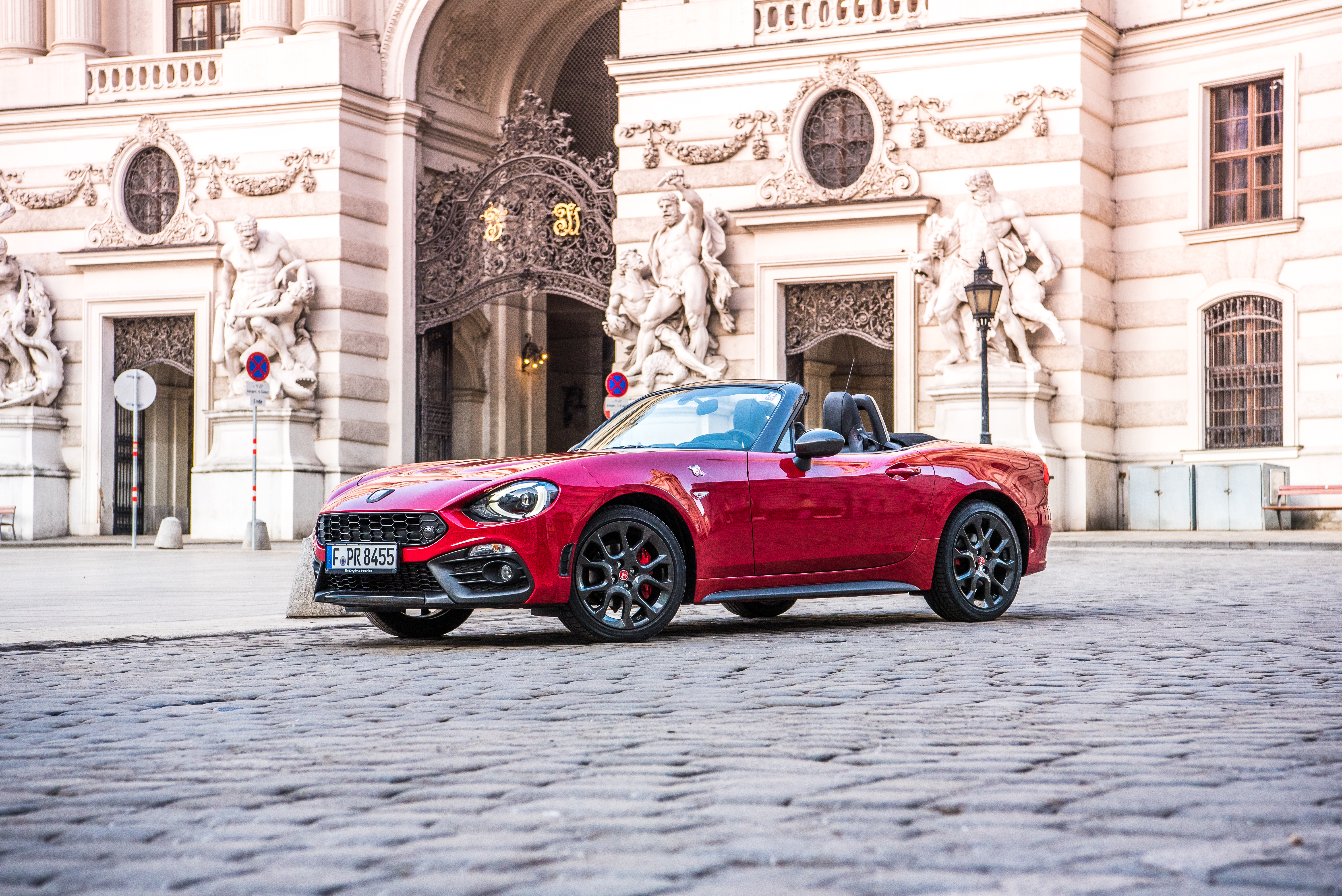 Abarth 124 Spider Test Fahrbericht AUTOmativ.de Benjamin Brodbeck Ilona Farsky Stefan Emmerich 718 Boxster Mazda MX 5 2 - Abarth 124 Spider – Der Ferrari unter den Mittelklasseautos