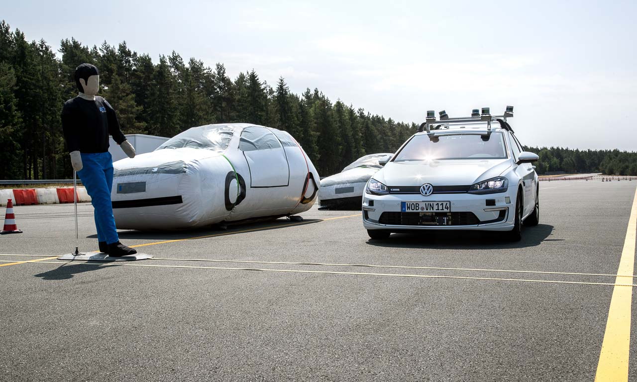 Volkswagen AG Ehra Lessien Sedric Fahren AUTOmativ.de Benjamin Brodbeck 3 - Ist SEDRIC die Zukunft? Ein exklusiver Besuch im hochgeheimen Ehra-Lessien