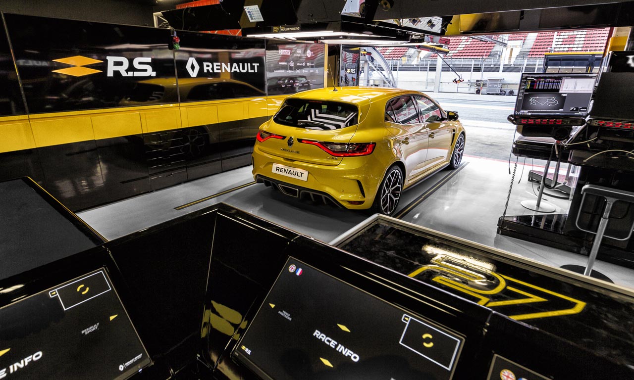 Renault Megane R.S. Trophy 3 - Na endlich: der neue Renault Mégane R.S. Trophy mit 300 PS ist da!