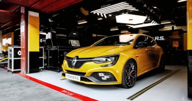 Renault Megane R.S. Trophy 390x205 - Na endlich: der neue Renault Mégane R.S. Trophy mit 300 PS ist da!