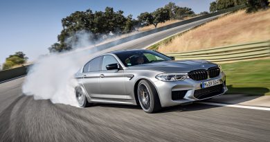 BMW M5 Competition 4 390x205 - Das hat es gebraucht: BMW M5 Competition mit McLaren F1-Leistung