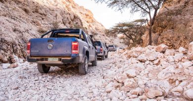 Volkswagen VW Amarok Experience Tour 2018 Oman VW Nutzfahrzeuge Volkswagen Nutzfahrzeuge VW Amarok Offroad AUTOmativ.de Benjamin Brodbeck 14 390x205 - Pick-Up Spezial mit VW Amarok, Toyota Hilux und Co: Unsere Top 5  Gelände-Pritschen!