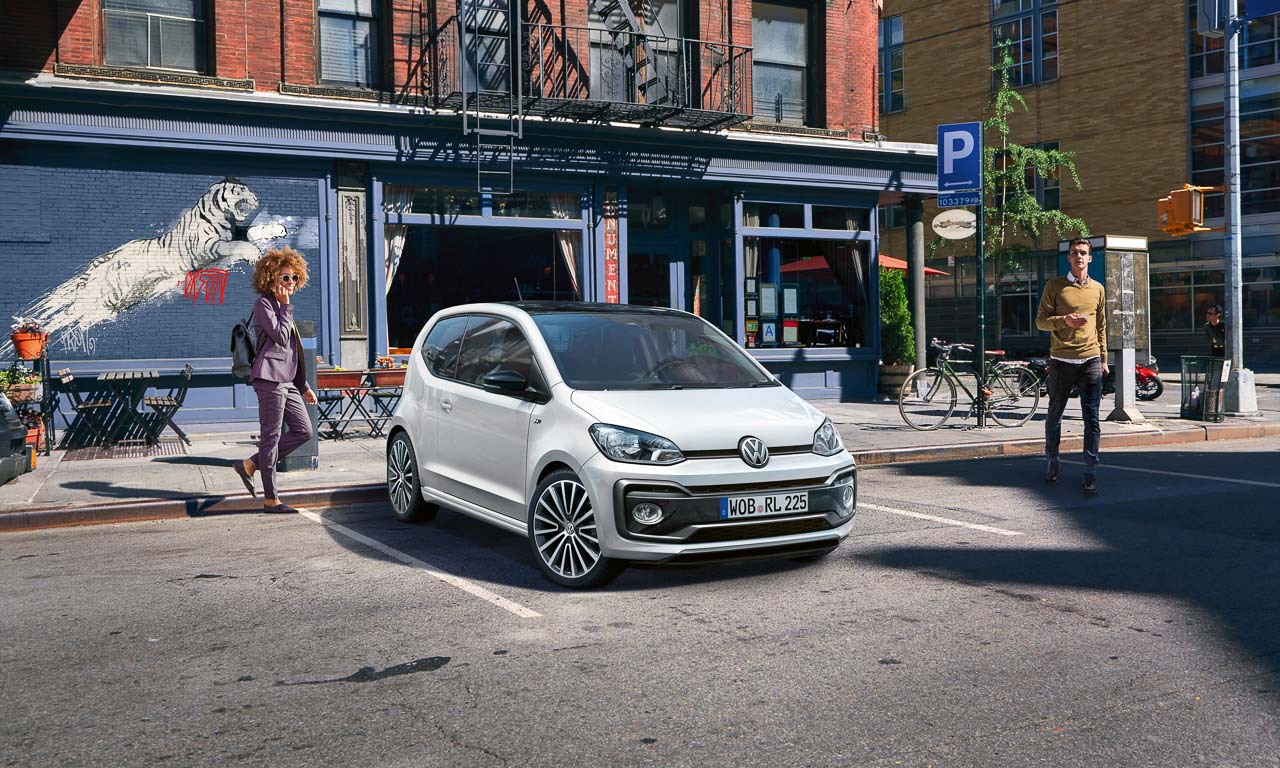 VW Volkswagen up R Line Paket Lifestyle Benjamin Brodbeck AUTOmativ.de  - VW up! R-Line: Knackiger City-Flitzer wird noch frischer