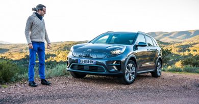 Kia e Niro 2019 64 kWh 150 kW im Test und Fahrbericht von AUTOmativ.de Benjamin Brodbeck 34 390x205 - Test Kia e-Niro Spirit (64 kWh, 150 kW): Aufwachen - Asien steht vor der Tür!