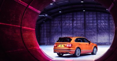 1Neuer Bentayga Speed ist der weltweit schnellste SUV aus Serienfertigung 306 Kmh AUTOmativ.de 25 390x205 - 1 Km/h schneller als Urus - Bentley Bentayga Speed ist schnellstes Serien-SUV der Welt