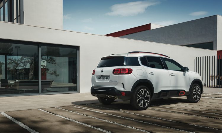 Citroen C5 Aircross Der komfortabelste und vielseitigste SUV seines Segments Citroën C5 Aircross Der komfortabelste und vielseitigste SUV seines Segments 2 750x450 - Neuer Citroën C5 Aircross: Französischer Staatslimousinen-Komfort in einem SUV!