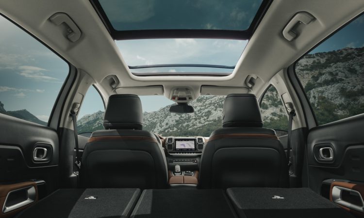 Neuer Citroën C5 Aircross: Französischer Staatslimousinen-Komfort in einem SUV! Citroen C5 Aircross Der komfortabelste und vielseitigste SUV seines Segments Citroën C5 Aircross Der komfortabelste und vielseitigste SUV seines Segments 3 750x450 - Neuer Citroën C5 Aircross: Französischer Staatslimousinen-Komfort in einem SUV!