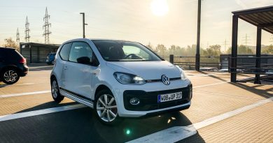 VW up GTI Test AUTOmativ.de 2 390x205 - Mit dem VW up! GTI fühlt man sich wieder wie 18