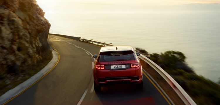 Land Rover Discovery Sport 11 750x359 - Ratgeber: Mit dem Auto in den Urlaub