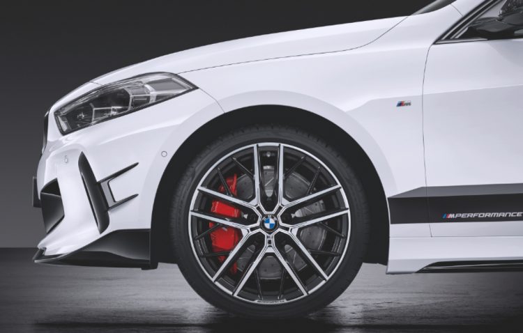 Neuer BMW 1er mit M Performance Parts 2020 LQ 9 750x478 - Der neue BMW 1er startet von Beginn an durch - mit M Performance Parts