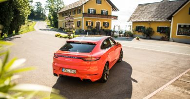 Porsche Cayenne S Coupe 2019 im Test und Fahrbericht AUTOmativ.de Benjamin Brodbeck 5 390x205 - Porsche Cayenne Turbo Coupé und Cayenne S Coupé im ersten Fahrbericht