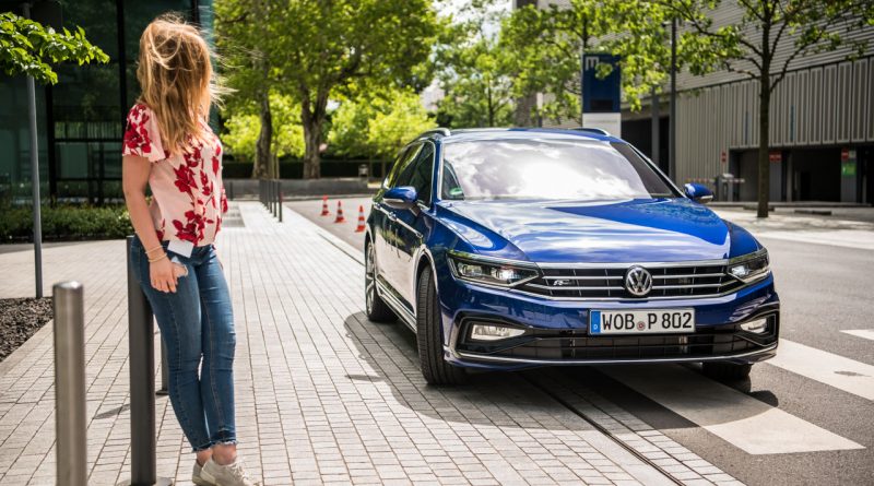 Vw Passat R Line 2 0 Tsi Fl Im Fahrbericht Schick Und