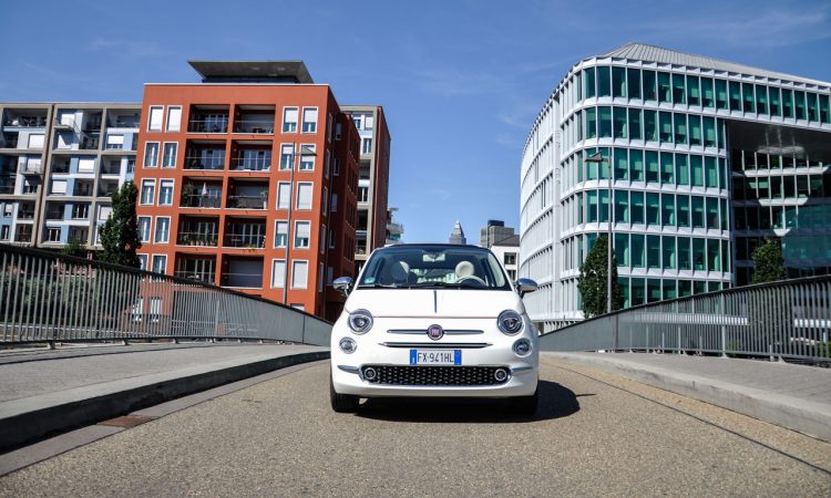 Fiat 500 Dolcevita Sondermodell im Test und Fahrbericht AUTOmativ.de Ilona Farsky Benjamin Brodbeck 10 750x450 - Fiat 500 Dolcevita im Fahrbericht: 85 PS purer italienischer Knutschkugel-Lifestyle