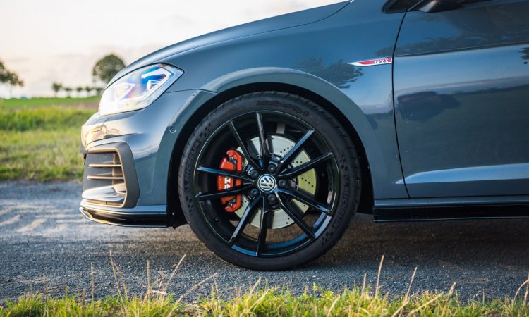 Volkswagen VW Golf GTI TCR 2019 im Test und Fahrbericht Ausstattung Preis Leistung AUTOmativ.de Benjamin Brodbeck 7 750x450 - VW Golf GTI TCR im Alltagstest: Wolfsburger Performance-Melange