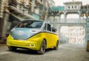 Volkswagen Elektro-Bus ID.Buzz fährt durch chinesisches Hollywood!