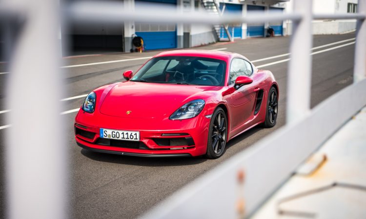 Porsche 718 Cayman GTS 4.0 Racetrack Rennstrecke Fahrbericht Test High Speed 400 PS AUTOmativ.de Benjamin Brodbeck 21 750x450 - Porsche 718 Cayman GTS 4.0 auf der Rennstrecke: Extrovertierter Feinfühler