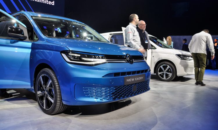 VW Caddy 2020 Weltpremiere 17 750x450 - VW Caddy 5 (2020): Das Alltagswerkzeug in neuem Mantel