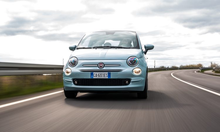 Fiat 500 Hybrid 2020 im Fahrbericht und Test AUTOmativ.de 62 750x450 - Fiat 500 Hybrid im Fahrbericht: Passt Hybrid zum 500er?