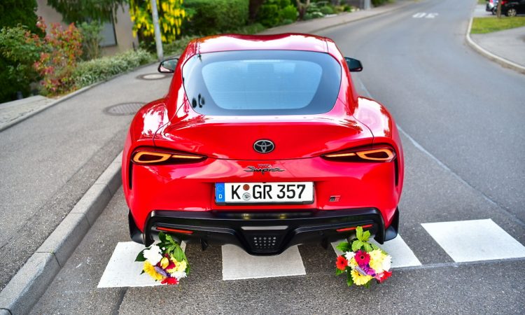 Toyota Supra 3.0 im Test und Fahrbericht AUTOmativ.de Muttertag Benjamin Brodbeck 14 750x450 - Mit der Supra niemals: "Don't be late for mother's day!"