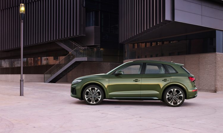 Audi Q5 2020 Neuvorstellung AUTOmativ.de 15 750x450 - Audi Q5 Facelift mit OLED-Technologie kommuniziert mit Ampeln