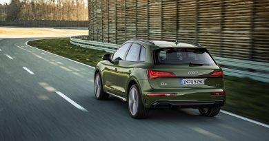 Audi Q5 2020 Neuvorstellung AUTOmativ.de 7 390x205 - Audi Q5 Facelift mit OLED-Technologie kommuniziert mit Ampeln