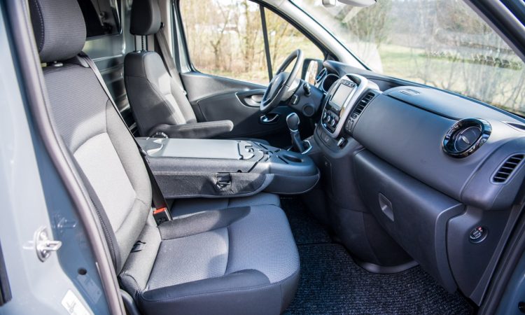 Neuer Renault Trafic 2020 L2H1 dCi 145 EDC im Alltagstest AUTOmativ.de Benjamin Brodbeck 10 750x450 - Neuer Renault Trafic (2020) L2H1 dCi 145 EDC im Alltagstest