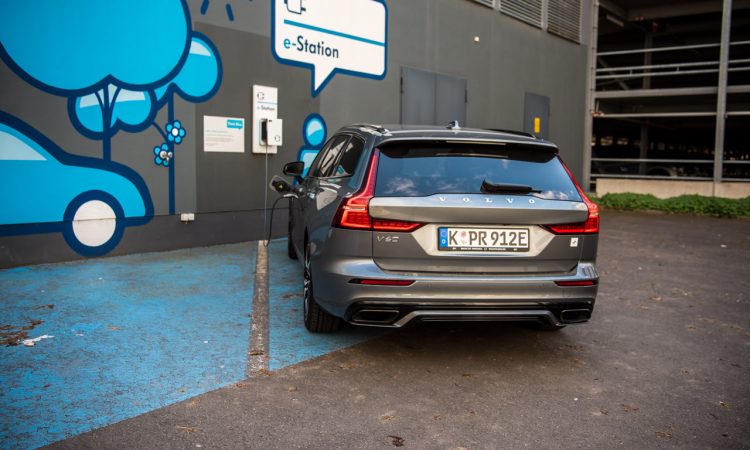 Volvo V60 Polestar Engineered Power Hybrid im Test und Fahrbericht Benjamin Brodbeck AUTOmativ.de 24 750x450 - Volvo V60 T8 Polestar Engineered (PHEV) Test: 405 PS starker Schweden-Stahl