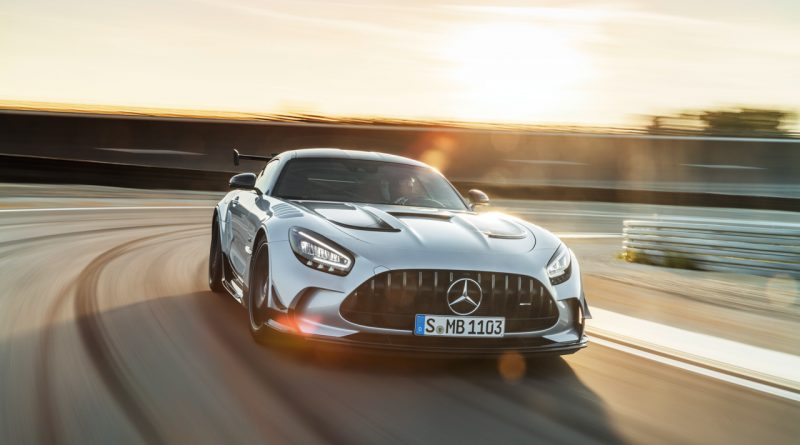 Mercedes AMG GT Black Series 9 800x445 - Mercedes-AMG GT Black Series - Why? Because Racecar!