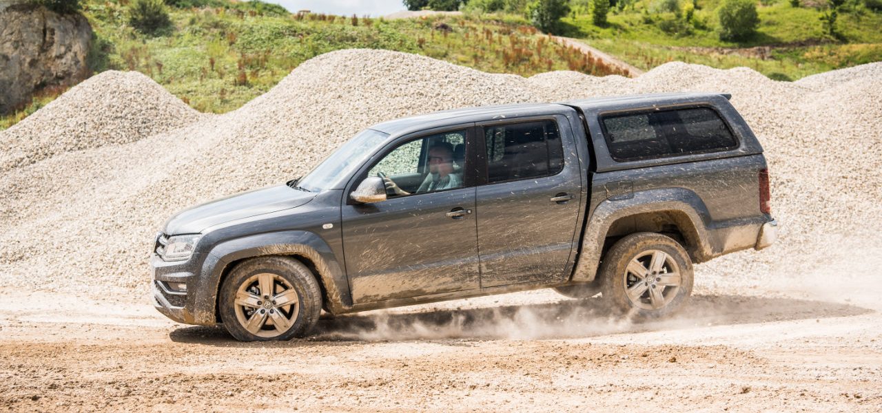 VW Amarok V6 Coverbild Test 1280x600 - Härtetest: Stärkster VW Amarok V6 mit 258 PS im Steinbruch